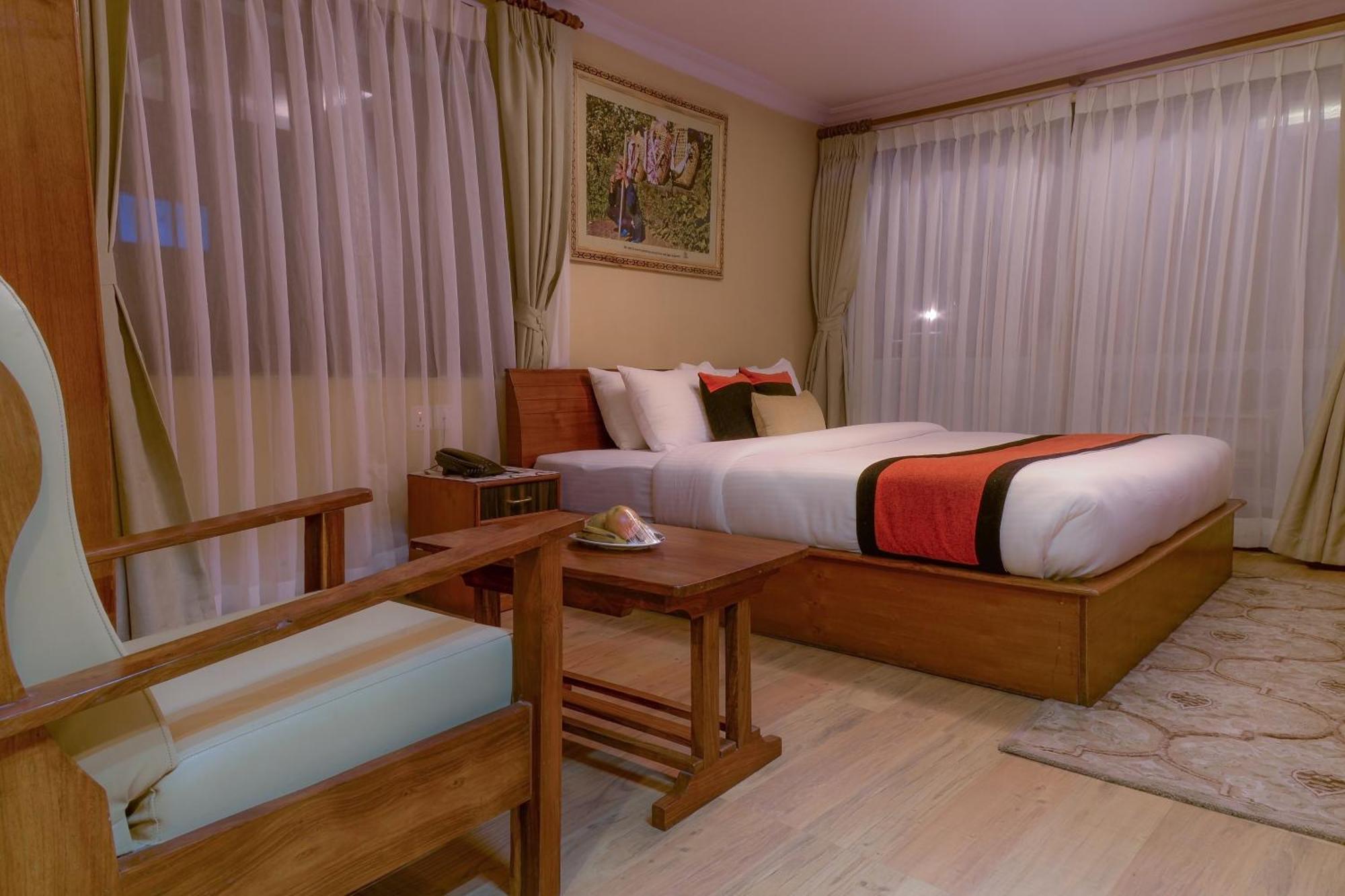 Hotel Raniban Arcade Pokhara Eksteriør bilde