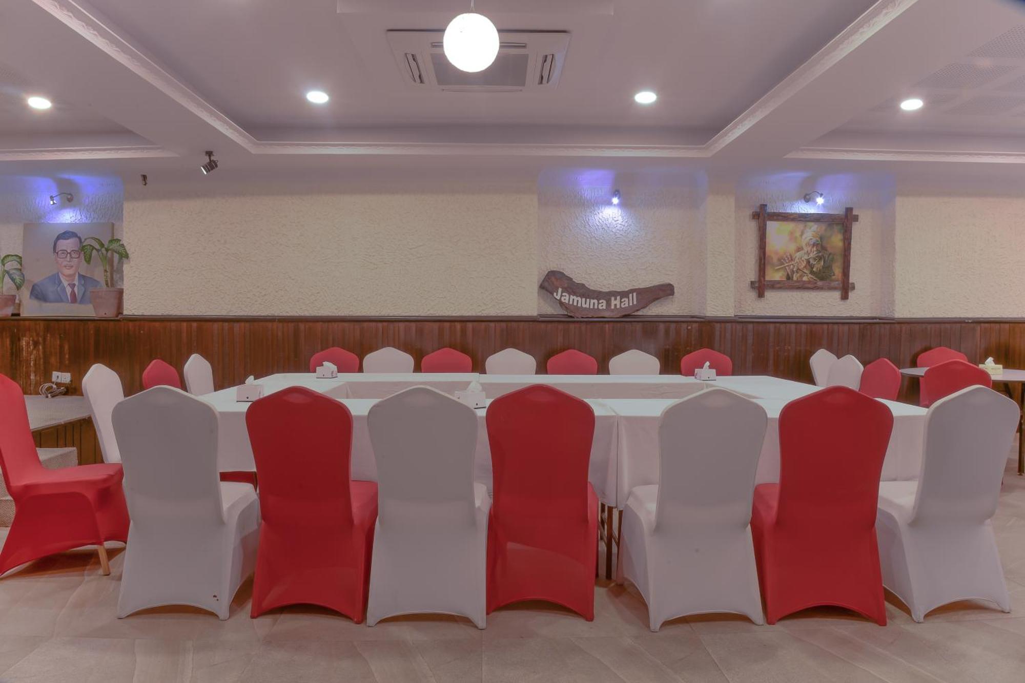 Hotel Raniban Arcade Pokhara Eksteriør bilde