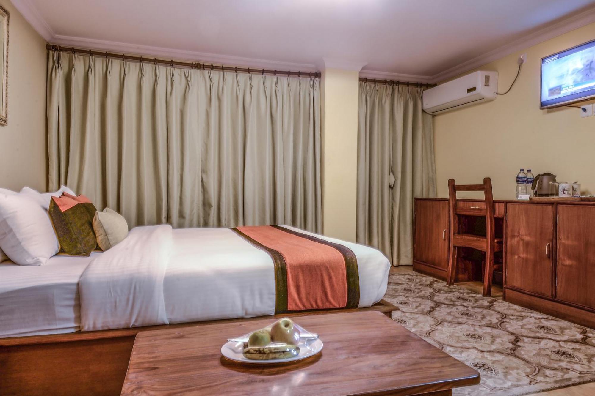Hotel Raniban Arcade Pokhara Eksteriør bilde