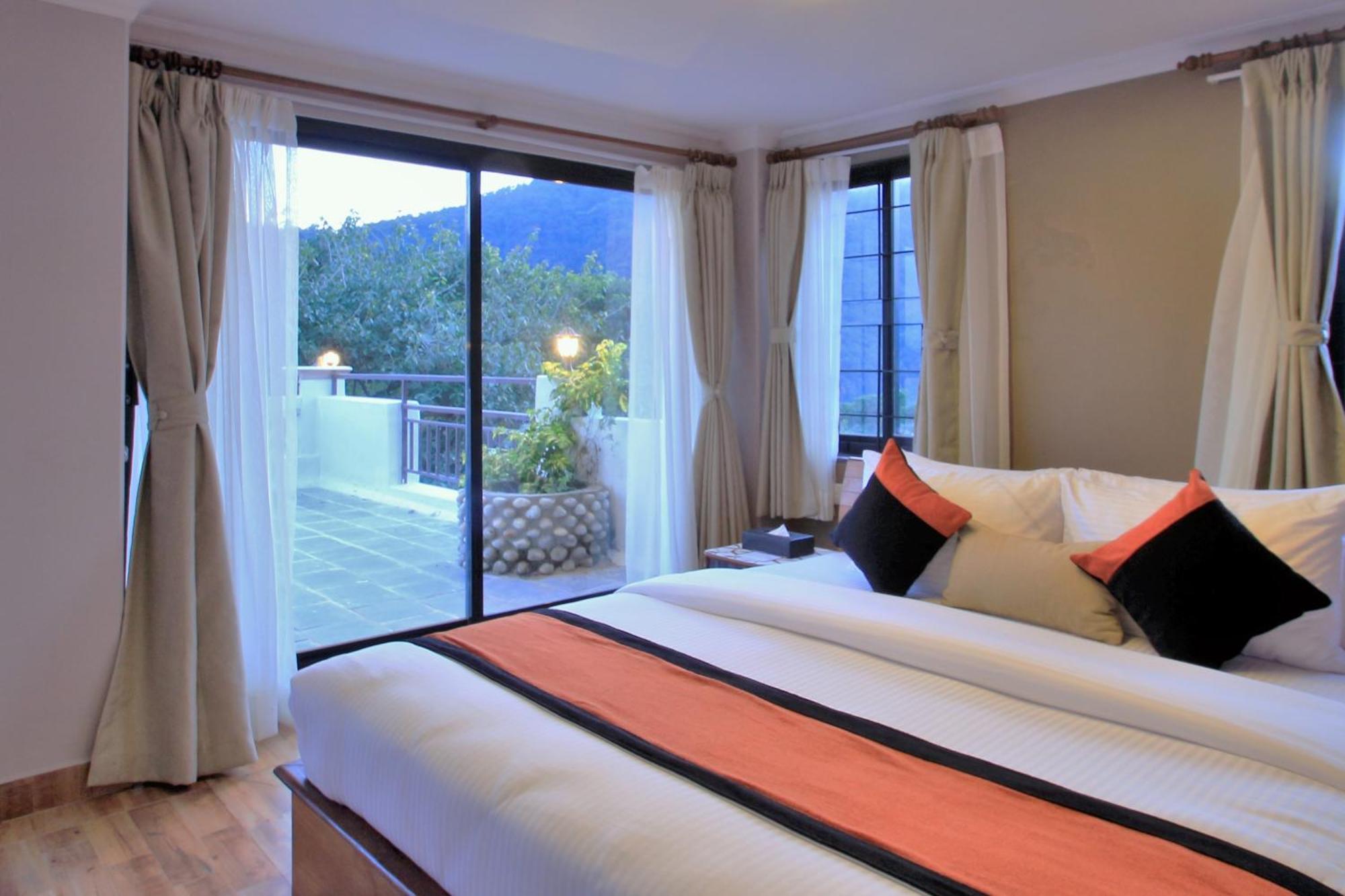 Hotel Raniban Arcade Pokhara Eksteriør bilde