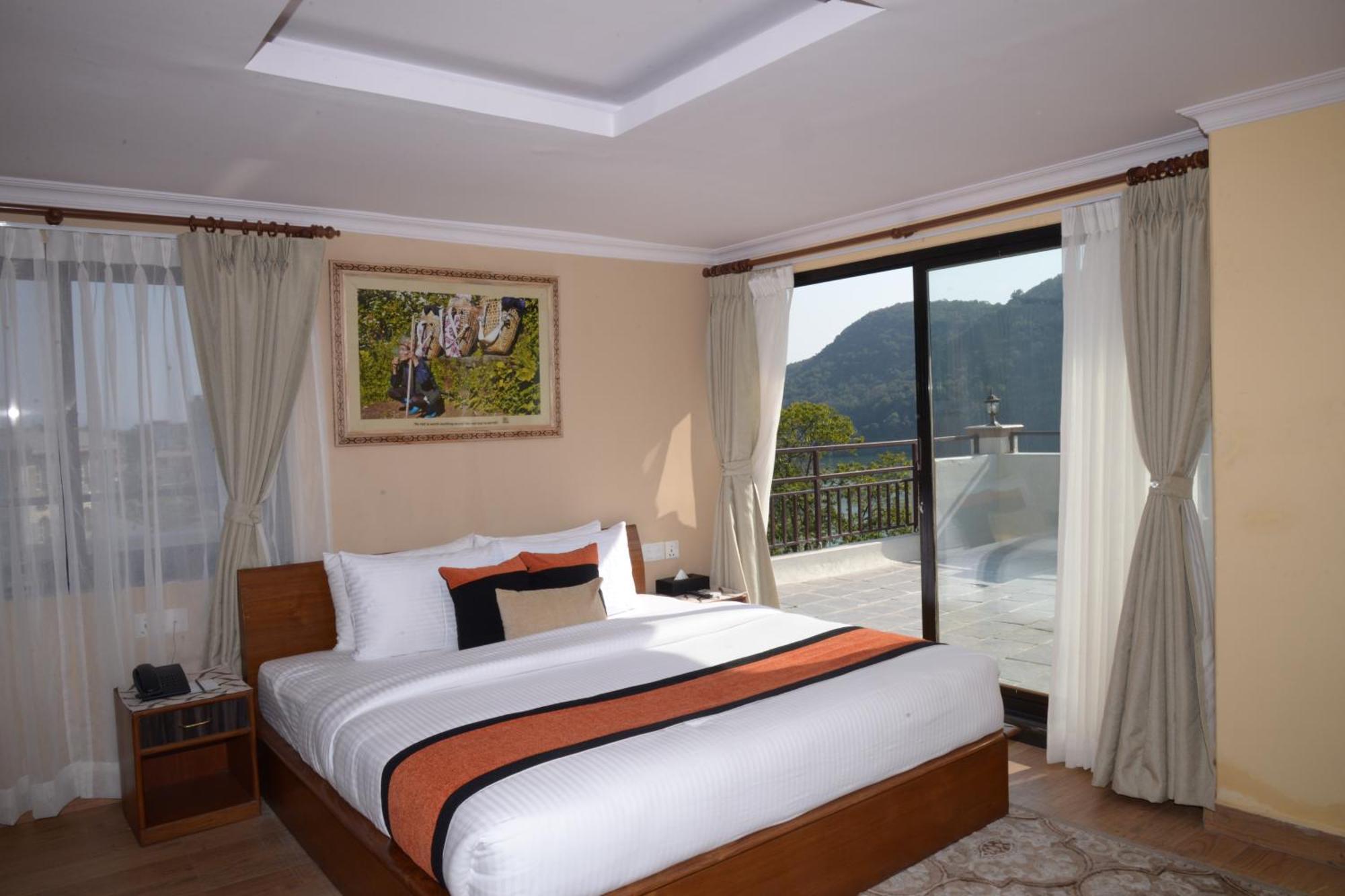 Hotel Raniban Arcade Pokhara Eksteriør bilde