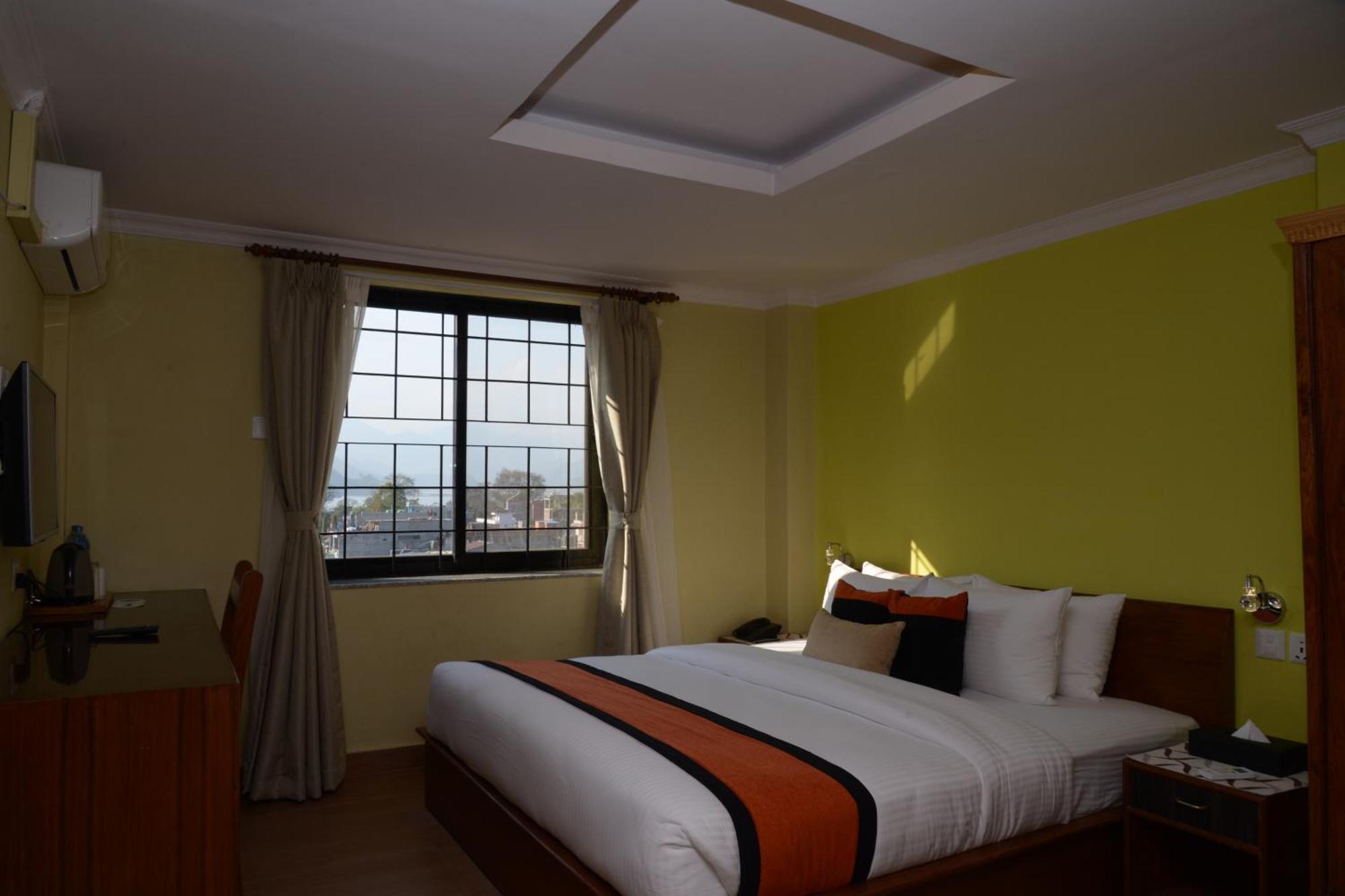 Hotel Raniban Arcade Pokhara Eksteriør bilde