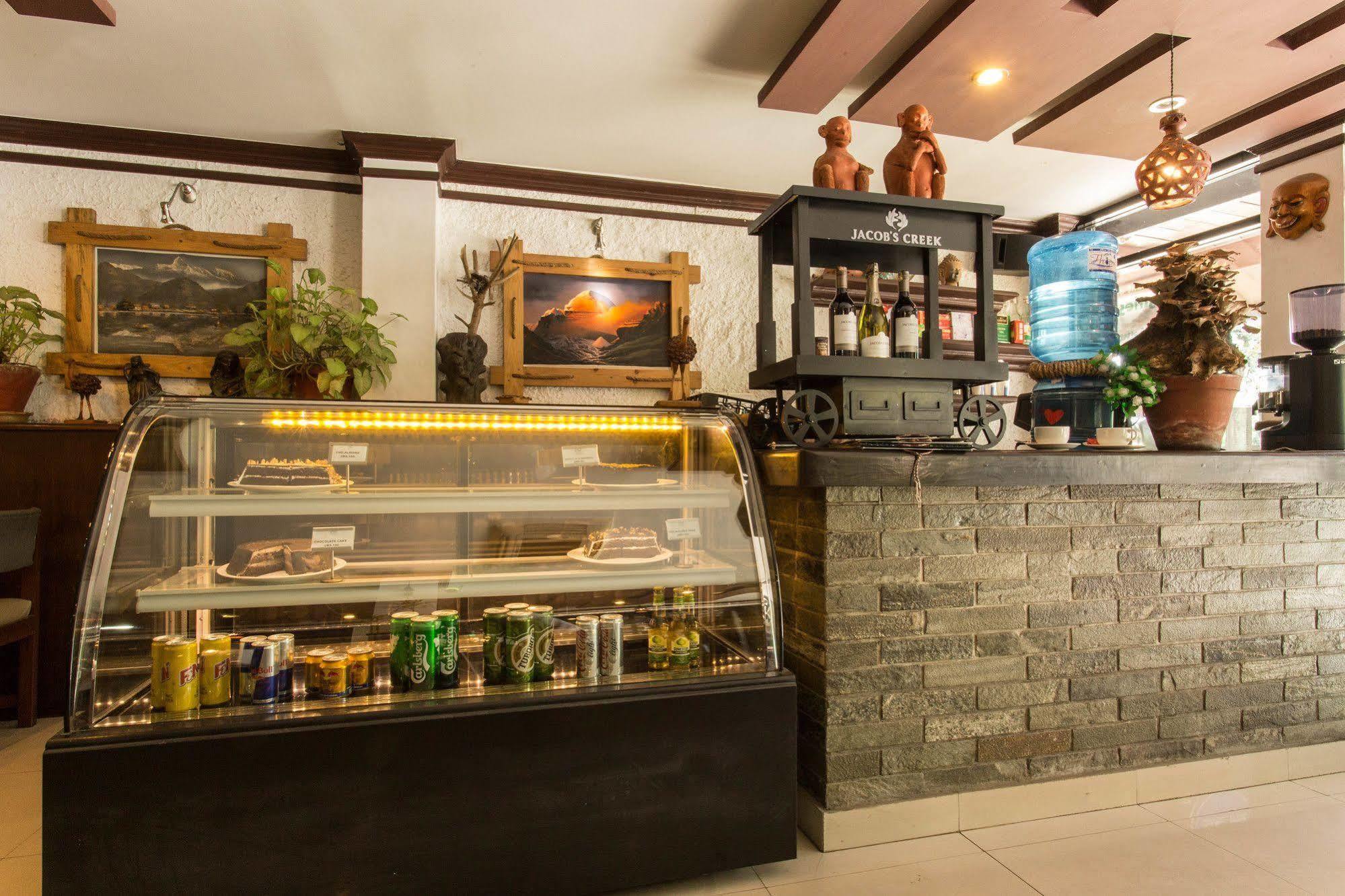 Hotel Raniban Arcade Pokhara Eksteriør bilde